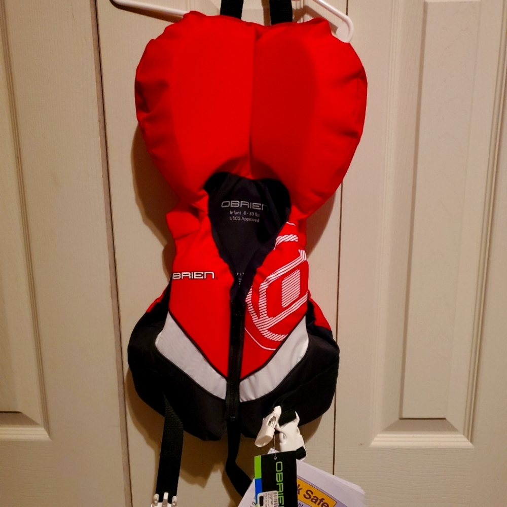 Obrien infant lifevest.